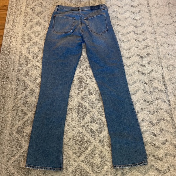 Abercrombie & Fitch - The Skinny High Rise Split Hem Jean - 27L - Picture 8 of 8
